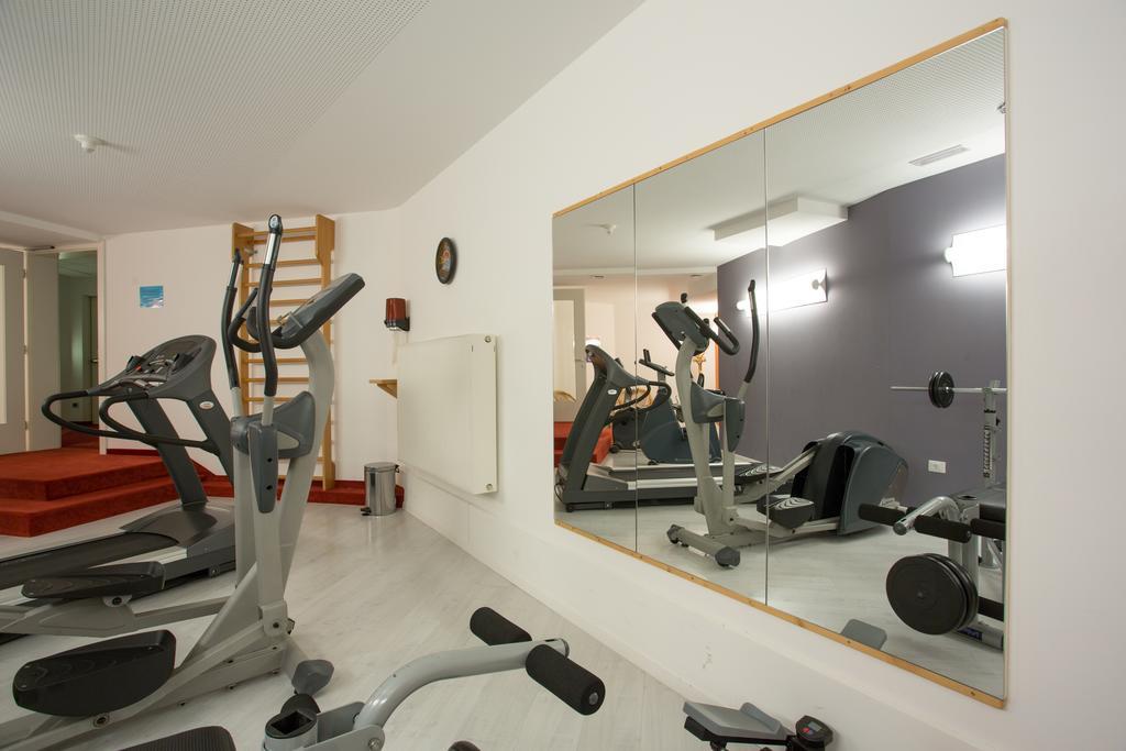 Good Life Hotel Zirm Obereggen Bagian luar foto