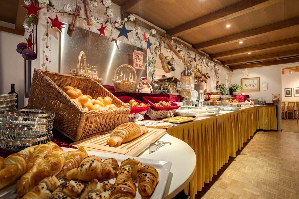 Good Life Hotel Zirm Obereggen Bagian luar foto