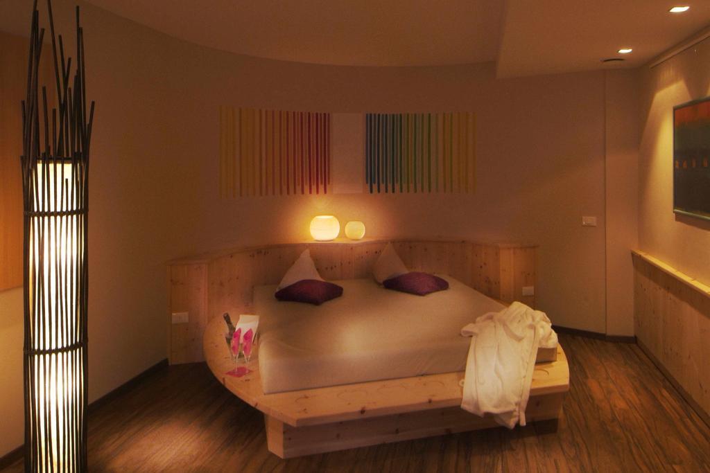 Good Life Hotel Zirm Obereggen Bagian luar foto